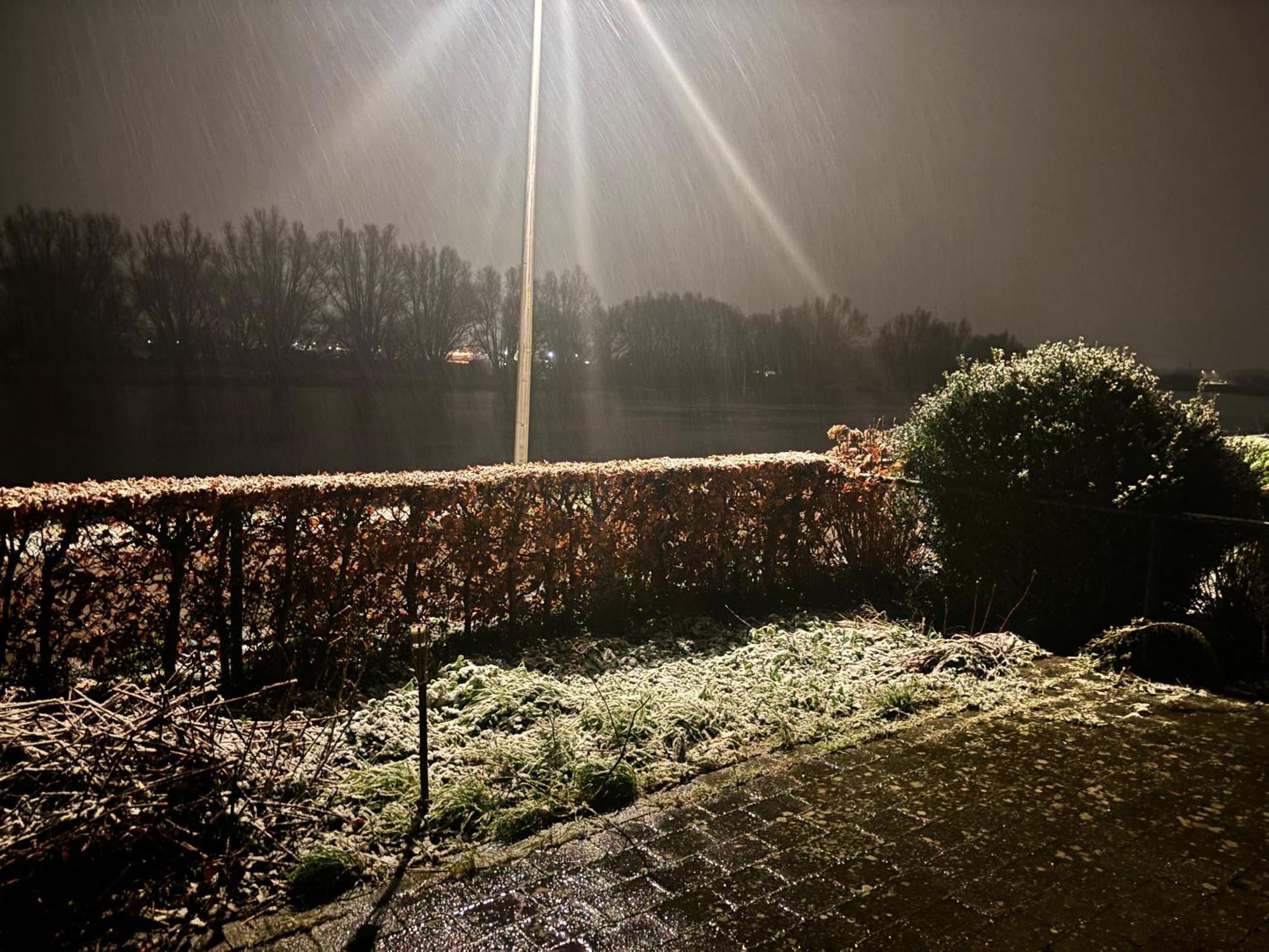 Thuiskomen, Genieten Aan Het Water Maaseik Kültér fotó