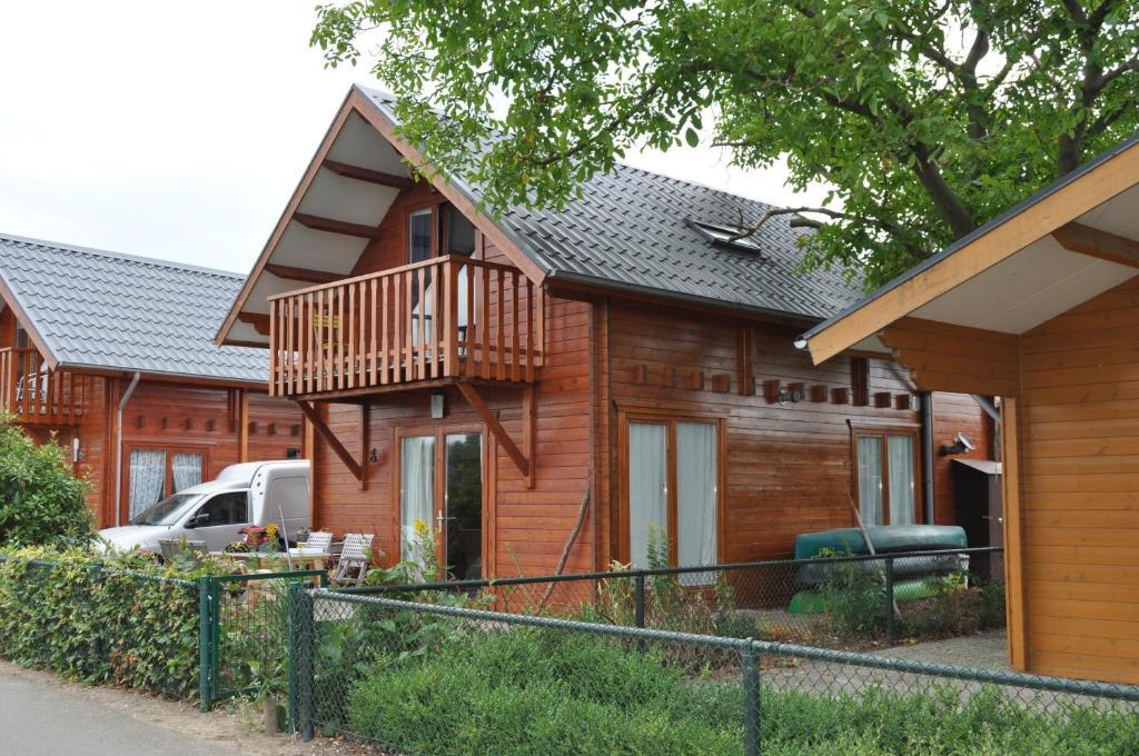 Thuiskomen, Genieten Aan Het Water Maaseik Kültér fotó